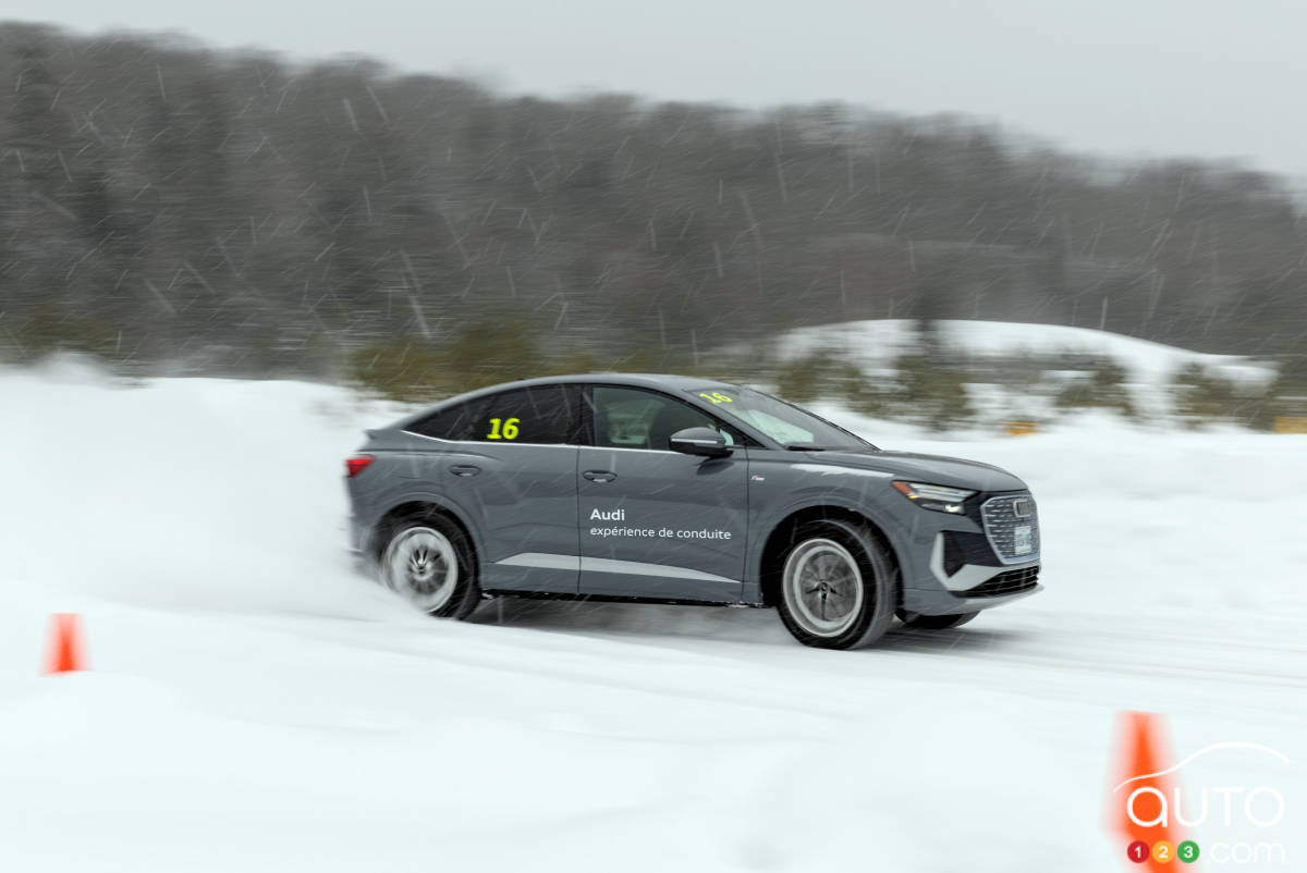 Audi Q4 e-tron Sportback  - sur la piste